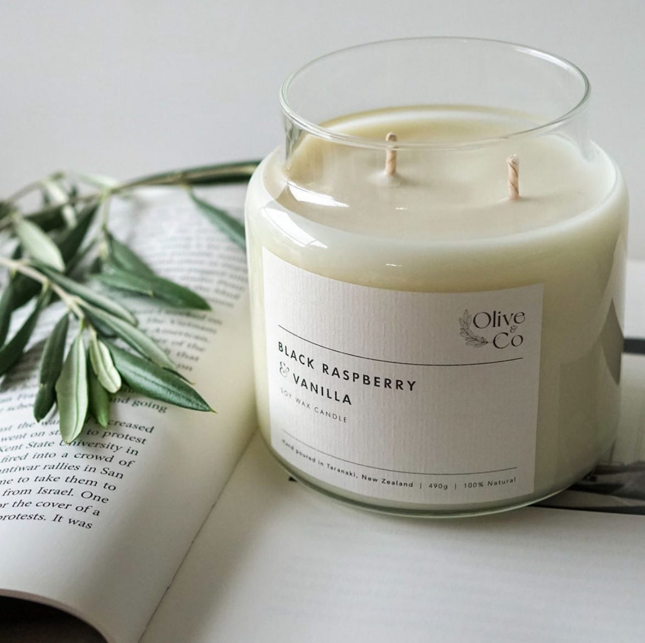 Olive and Co Black Raspberry and Vanilla Candle