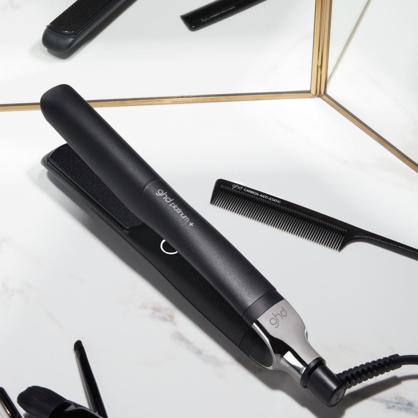 GHD Platinum+ Styler