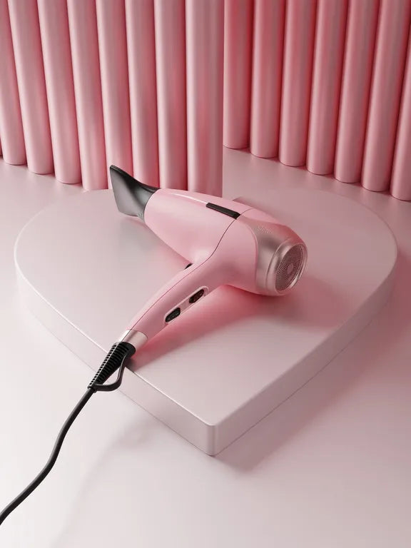 Ghd Helios Hairdryer Limited Edition in Dusty Pink